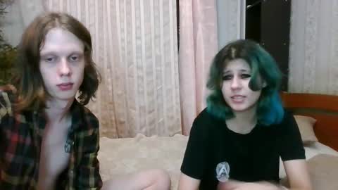 Crystal and Marcl online show from 01/16/25, 06:16