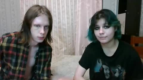 Crystal and Marcl online show from 02/01/25, 03:30