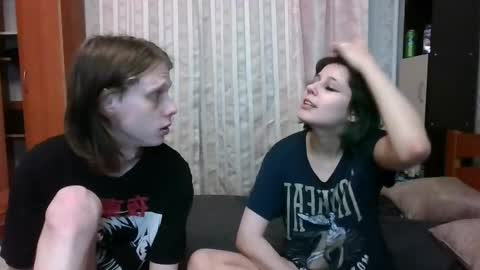 Crystal and Marcl online show from 02/06/25, 03:06