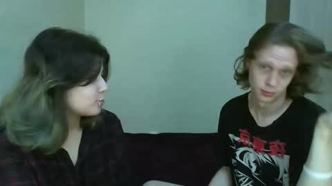 Crystal and Marcl online show from 09/16/25, 07:59