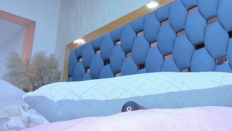crystal_sm online show from 07/20/26, 10:39