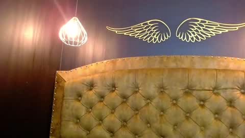 Crystal online show from 12/14/24, 12:44