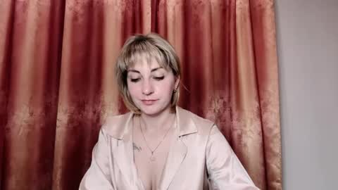 Snapshot of crystalfever_ chatting on 05/20/26, 08:59 Mary online show from 05/20/26, 08:59