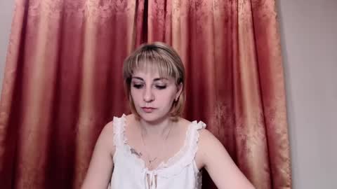 Snapshot of crystalfever_ chatting on 05/24/26, 07:08 Mary online show from 05/24/26, 07:08