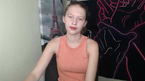 Stella online show from 09/19/25, 06:15