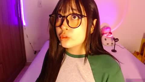 Olivia  online show from 04/28/26, 02:27