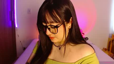 Olivia  online show from 04/28/26, 02:33