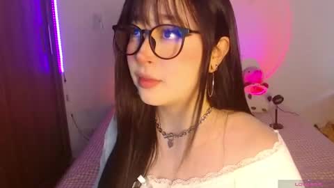 Olivia  online show from 06/18/26, 01:04