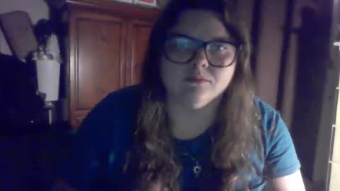 Snapshot of crystalizzzee chatting on 02/20/25, 02:29 Herekittykitty69 online show from 02/20/25, 02:29