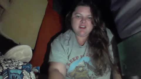 Snapshot of crystalizzzee chatting on 11/13/25, 05:39 Herekittykitty69 online show from 11/13/25, 05:39