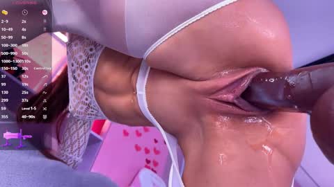 Snapshot of crystallana chatting on 11/04/25, 08:24 Lana online show from 11/04/25, 08:24