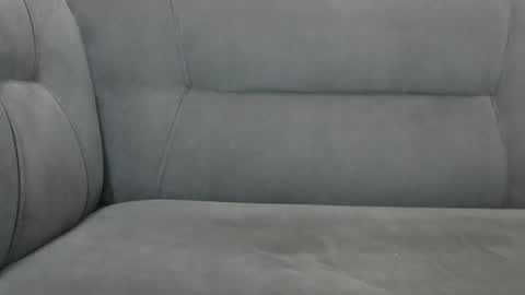 Snapshot of crystallgem chatting on 12/22/25, 01:24 crystallgem online show from 12/22/25, 01:24