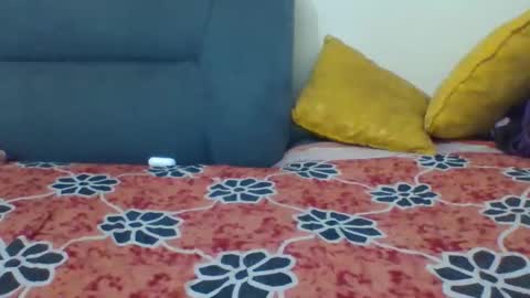 Snapshot of crystallgem chatting on 02/22/26, 11:31 crystallgem online show from 02/22/26, 11:31