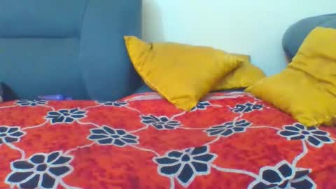 Snapshot of crystallgem chatting on 04/21/26, 04:41 crystallgem online show from 04/21/26, 04:41