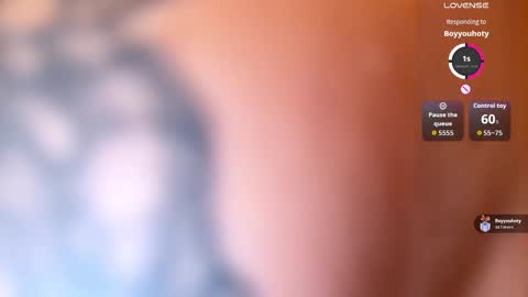Snapshot of crystalnova_ chatting on 01/06/26, 02:10 Kristina online show from 01/06/26, 02:10