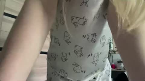 crystalstipp online show from 07/14/26, 07:24