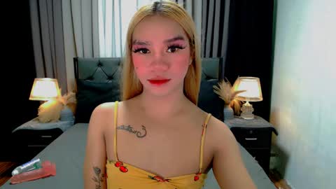 bea takashi  online show from 04/30/26, 09:37
