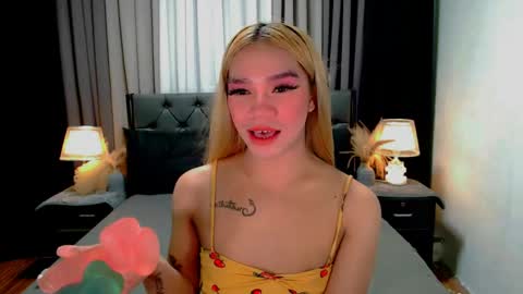 bea takashi  online show from 05/04/26, 09:27
