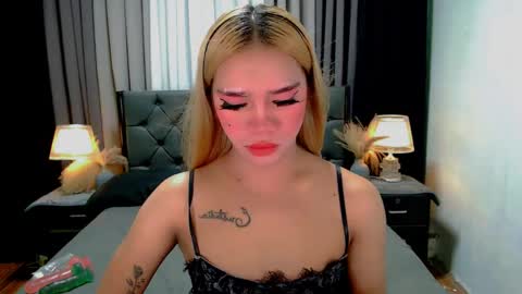 bea takashi  online show from 05/11/26, 09:48