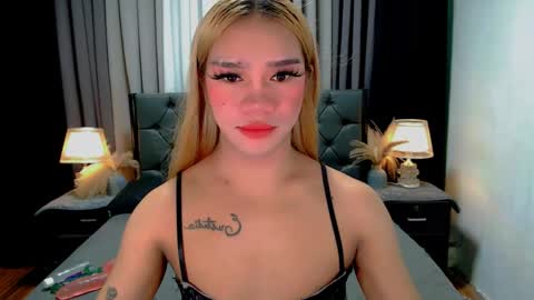 bea takashi  online show from 05/15/26, 09:49