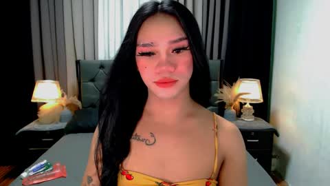bea takashi  online show from 05/22/26, 09:04