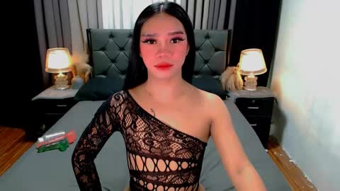 bea takashi  online show from 06/02/26, 09:44