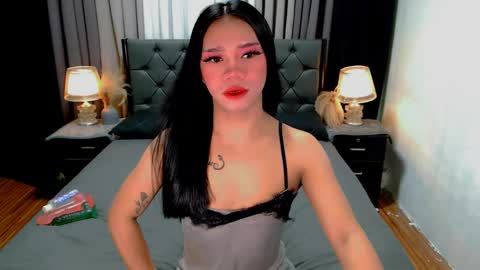 bea takashi  online show from 06/05/26, 09:48