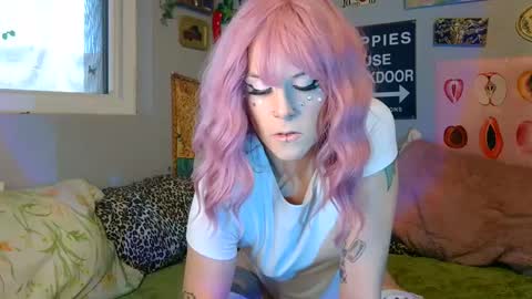 Snapshot of cu2sly chatting on 09/20/25, 06:42 online show from 09/20/25, 06:42