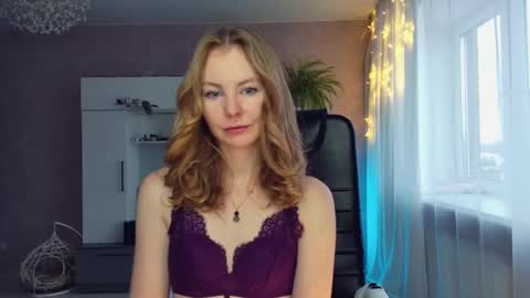 Alexia online show from 12/12/24, 07:08