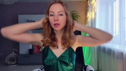 Alexia online show from 12/15/24, 07:13