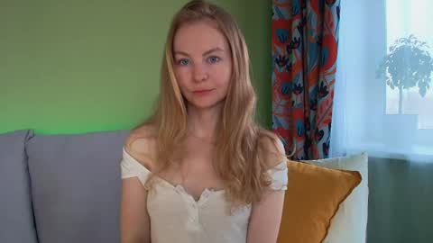 Alexia online show from 04/12/26, 05:56