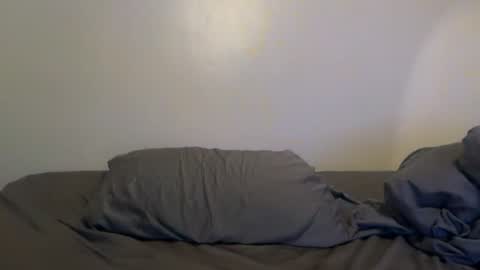 Snapshot of cuddybuddy4u chatting on 06/16/26, 01:52 cuddybuddy4u online show from 06/16/26, 01:52