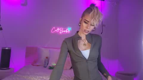 Cult Barbie online show from 02/05/26, 06:51