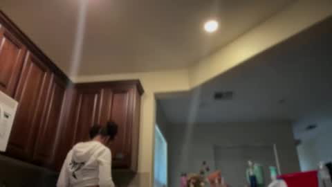 cum2charmxx online show from 05/01/26, 06:34