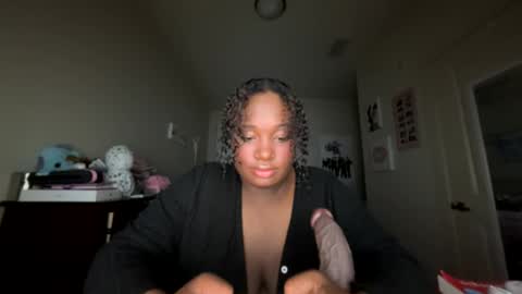Snapshot of cum4maxsgirl chatting on 03/14/26, 06:30 cutiecamgirl 3 online show from 03/14/26, 06:30