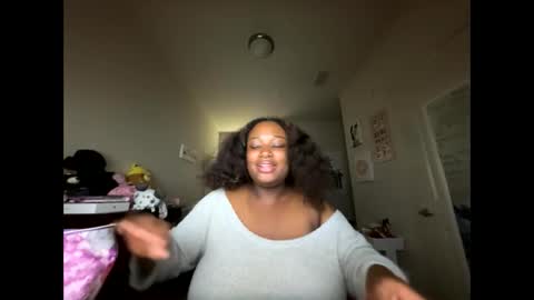 Snapshot of cum4maxsgirl chatting on 04/02/26, 10:51 cutiecamgirl 3 online show from 04/02/26, 10:51