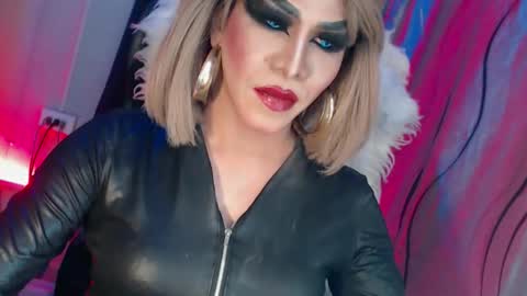Snapshot of cum_4youbaby chatting on 05/05/26, 11:18 CUMMELA SLUTI online show from 05/05/26, 11:18