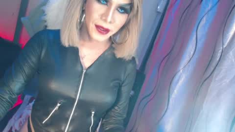 CUMMELA SLUTI online show from 07/17/26, 10:11