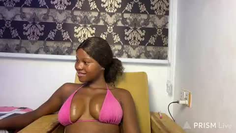 Snapshot of cum_863648 chatting on 07/01/26, 12:23 Lisa online show from 07/01/26, 12:23