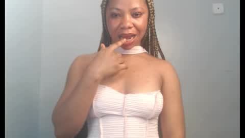 Snapshot of cum_chocochata chatting on 10/02/25, 11:23 Nancy online show from 10/02/25, 11:23