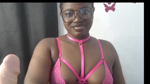 Coco sweet online show from 01/15/26, 01:32