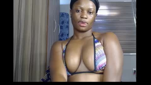 Snapshot of cum_ebony_petitxx chatting on 10/15/25, 07:19 cath online show from 10/15/25, 07:19