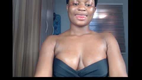 Snapshot of cum_ebony_petitxx chatting on 10/18/25, 07:20 cath online show from 10/18/25, 07:20