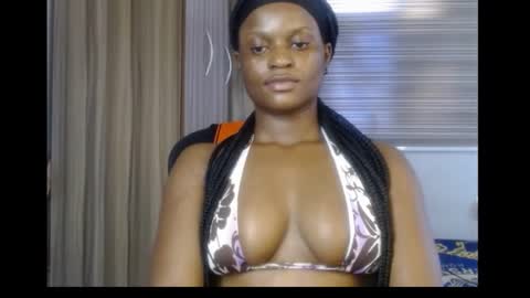 Snapshot of cum_ebony_petitxx chatting on 11/05/25, 10:59 cath online show from 11/05/25, 10:59