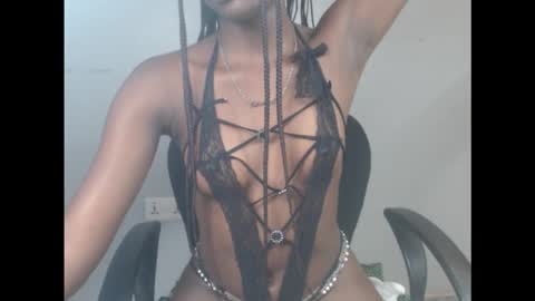 sophie online show from 09/18/25, 07:43
