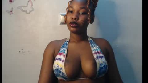 Teeha online show from 06/13/26, 01:14