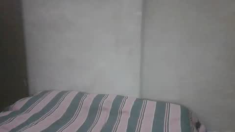 Snapshot of cum_l chatting on 03/17/26, 01:58 Noha online show from 03/17/26, 01:58