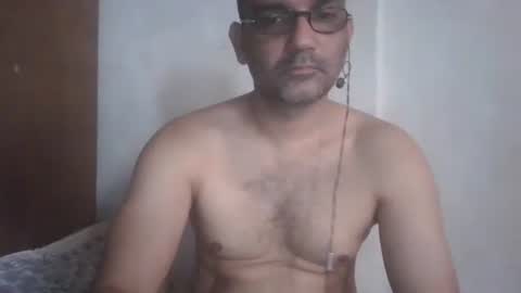 Snapshot of cum_l chatting on 03/25/26, 07:47 Noha online show from 03/25/26, 07:47