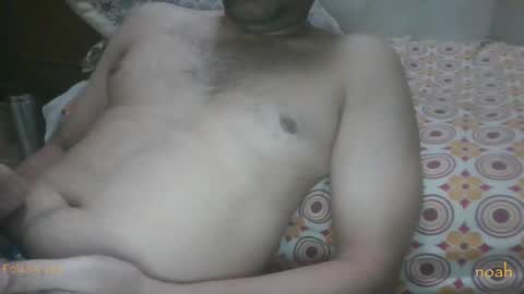 Snapshot of cum_l chatting on 04/15/26, 07:58 Noha online show from 04/15/26, 07:58