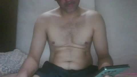 Snapshot of cum_l chatting on 04/25/26, 03:42 Noha online show from 04/25/26, 03:42